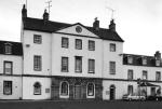 Thumbnail photograph of Inveraray town house.