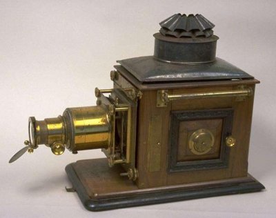 Projector for magic lantern slides
